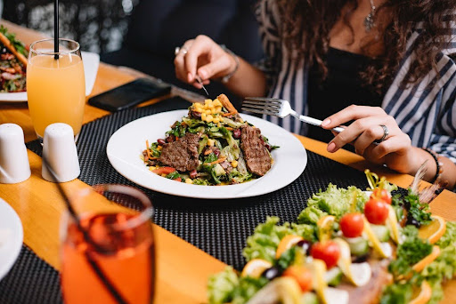 Onde comer na Zona Norte: conheça restaurantes da região